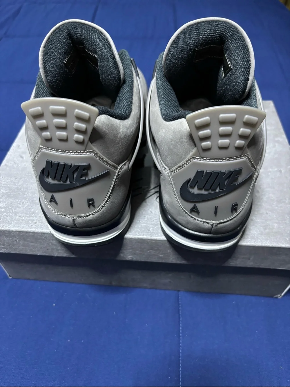 Jordan retro cave